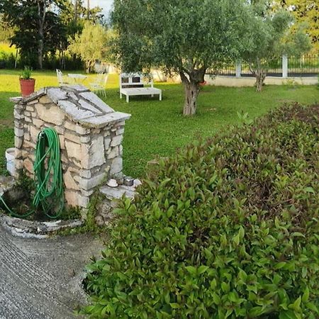 Πετρινη Κατοικια Στην Φυση Villa Tagarades Luaran gambar